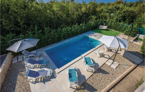 Four-bedroom Holiday Home In Jadranovo