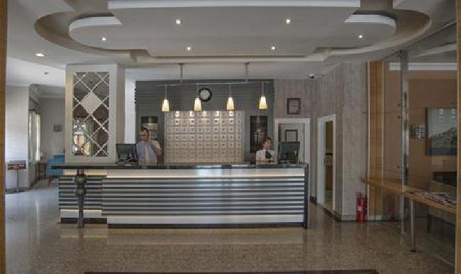 Riviera Hotel