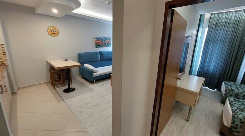Ark Suite Hotel