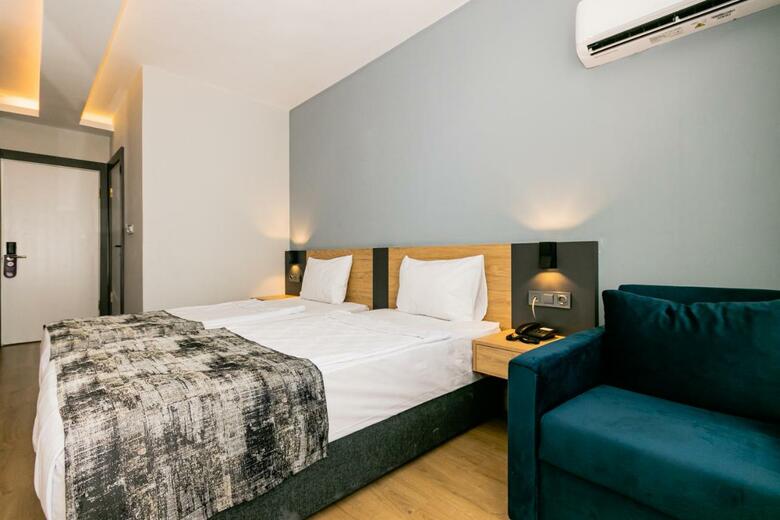 Lara World Hotel