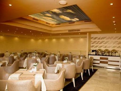 Darkhill Hotel