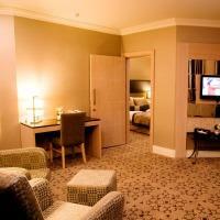 Darkhill Hotel