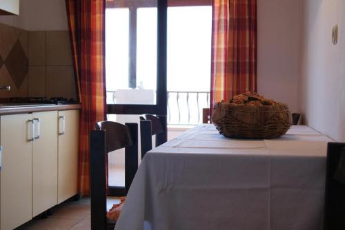 Apartments By The Sea Zavala (hvar) - 553