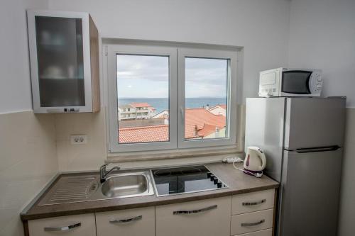 Apartments With A Parking Space Sumpetar (omis) - 14941