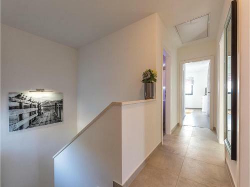 Four-bedroom Holiday Home In Krilo Jesenice