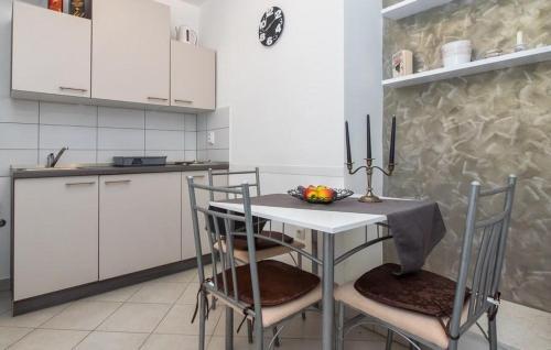 Apartment Krilo Jesenice 13898a