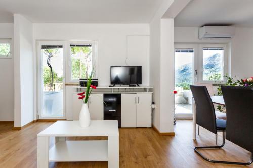 Apartmani Mihaela II