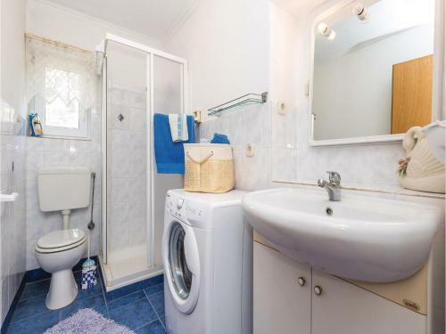 One-bedroom Apartment In Kampor