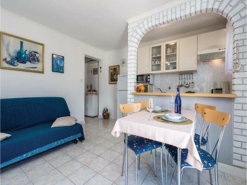 One-bedroom Apartment In Kampor