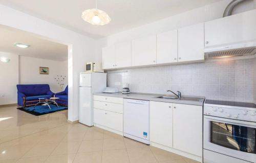 Apartments With A Parking Space Kastav (opatija) - 13457