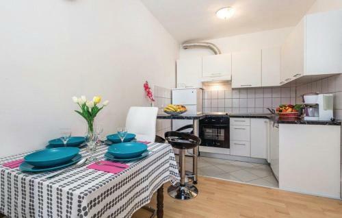 Apartments In Kastav 17042