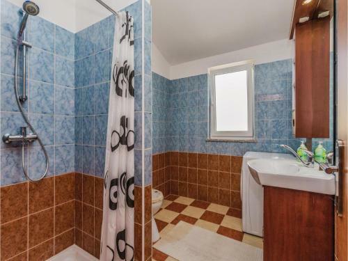 Two-bedroom Apartment In Kastel