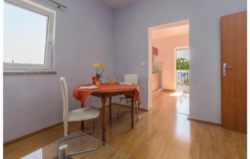 Two-bedroom Apartment In Kastel
