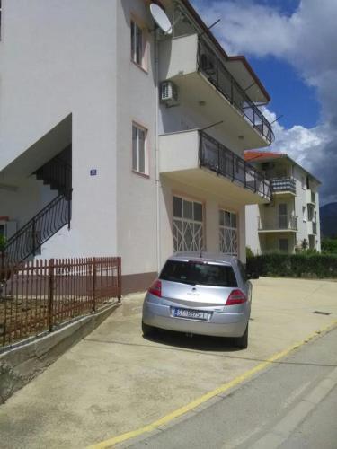 Apartment Kastel Novi 16018b