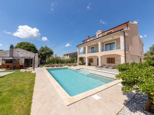 Villa Gambin