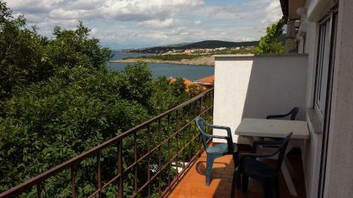 Apartment Klenovica 5557b
