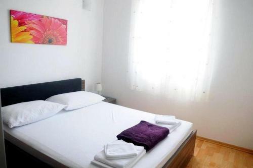 Apartment Klenovica 15987b