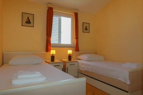 Apartment Klimno View Point