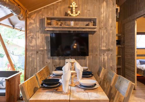 Fisherman's Glamping Village