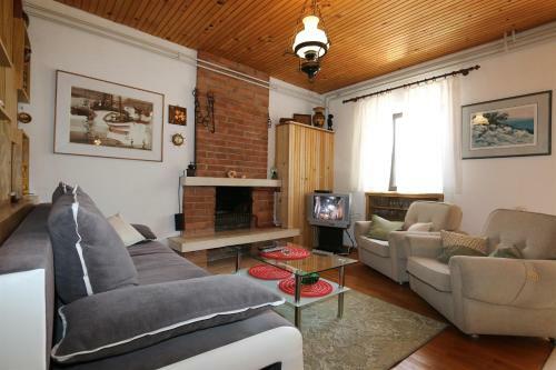 House Zbasnik