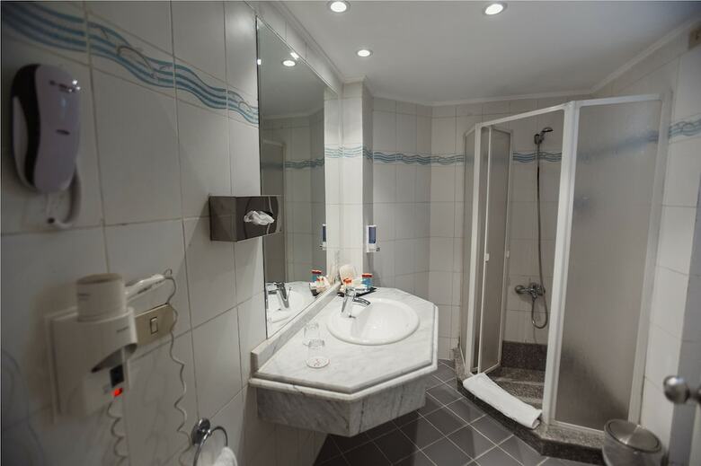 Hotel Xperience Kiroseiz Parkland