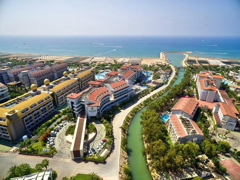 Hotel Sunis Evren Beach Resort