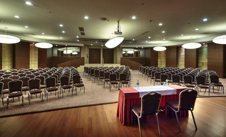 Hotel Sunis Evren Beach Resort