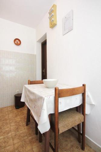Apartment Vrbovica 4452d