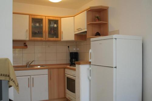 Apartment Zrnovska Banja 4363a