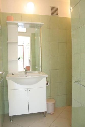 Apartment Zrnovska Banja 4363a