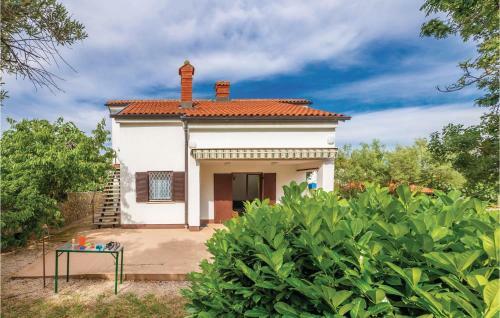 Two-bedroom Holiday Home In Muraj