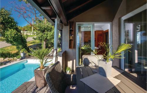 Five-bedroom Holiday Home In Kostrena