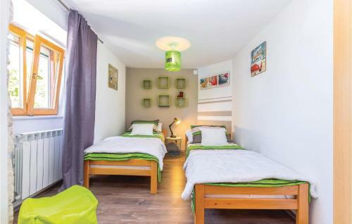 Three-bedroom Holiday Home In Kraljevica