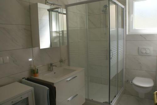 Two-bedroom Apartment In Krk/insel Krk 12744