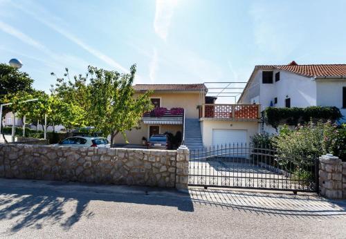 Apartment In Krk/insel Krk 14318