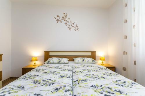 Apartment Snjezana