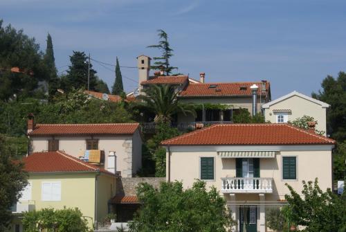 Apartments Mare