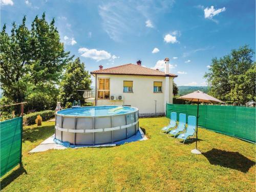 Two-bedroom Apartment In Krsan