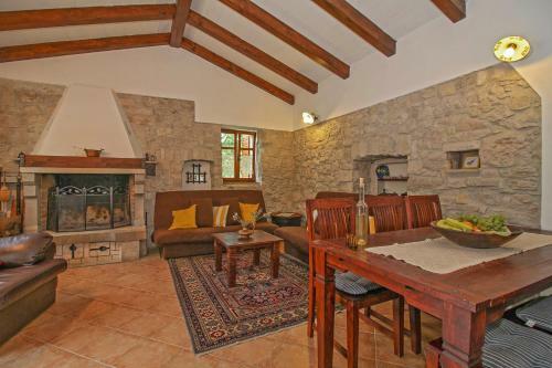 Jakov In ?upani?i (haus F�r 2-4 Personen)