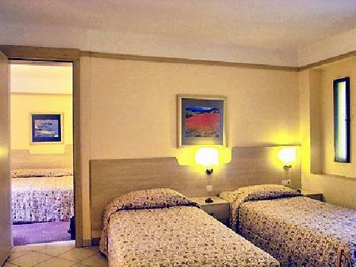 Hotel Golden Beach Club