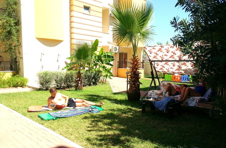 Summer Rose Hotel