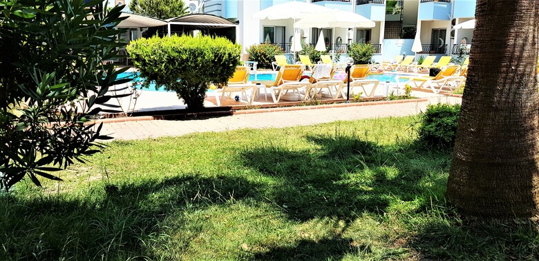 Summer Rose Hotel