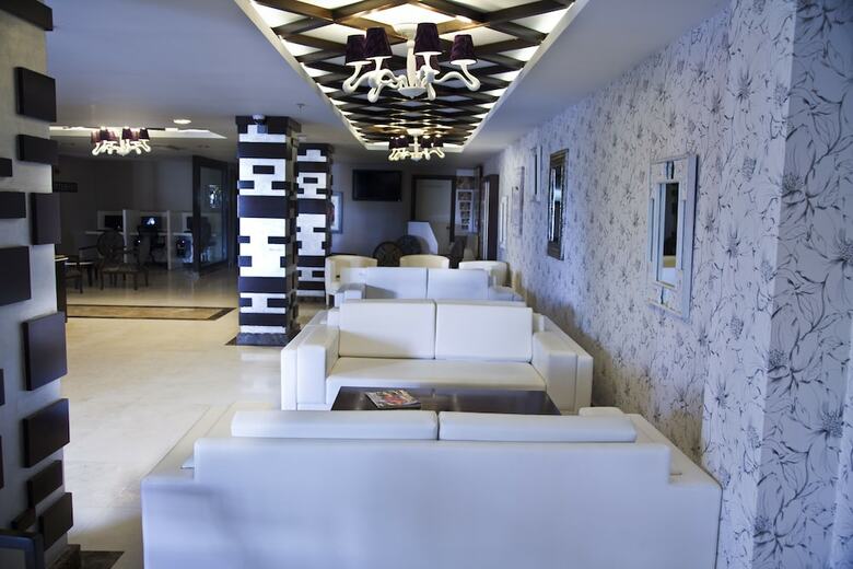 Hotel Holiday Point City
