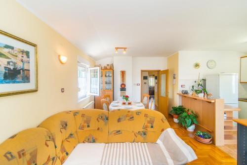 Comfortable Apartment Vera 860