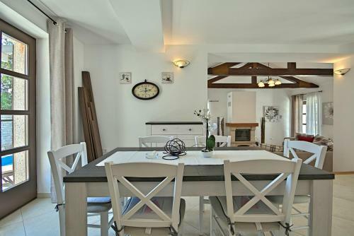 Stone Villa Zahara