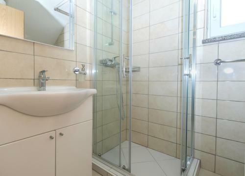 Apartments Milovan 1774