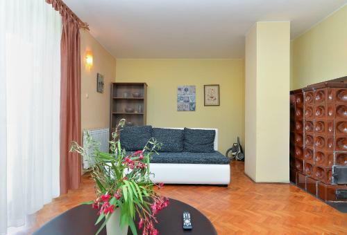 Apartments Gracijano 1724