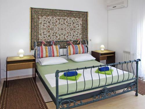 Holiday Home Ana (mdn148)