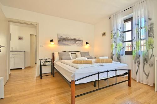 Luxury Stone Villa Zanelli