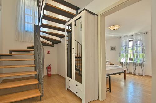 Luxury Stone Villa Zanelli